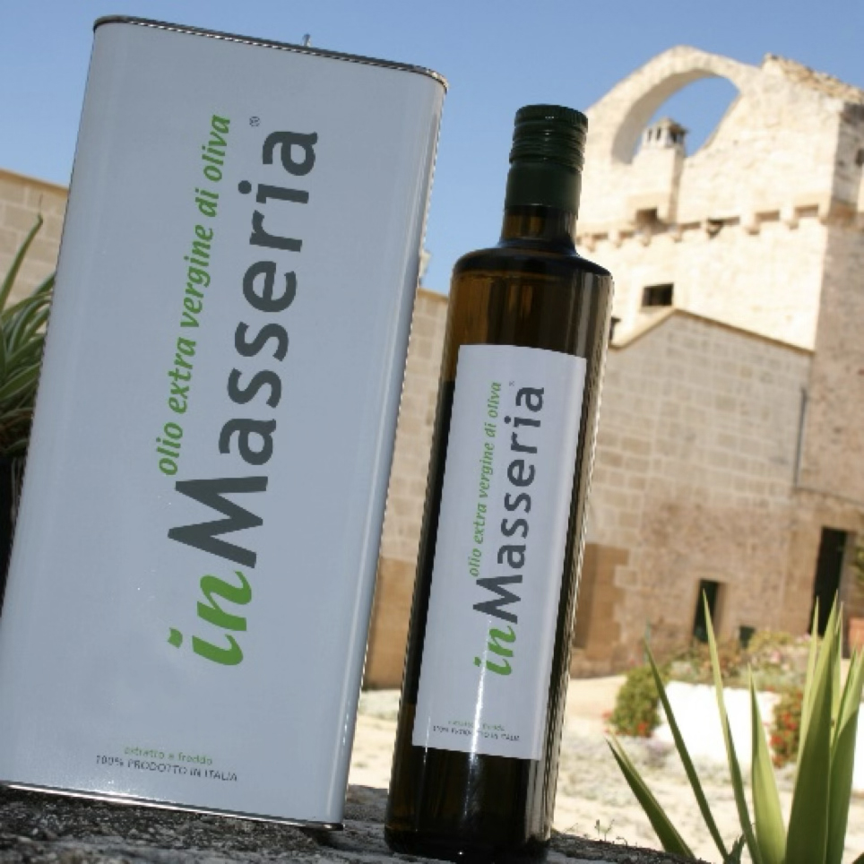 Olio extravergine di oliva inMasseria